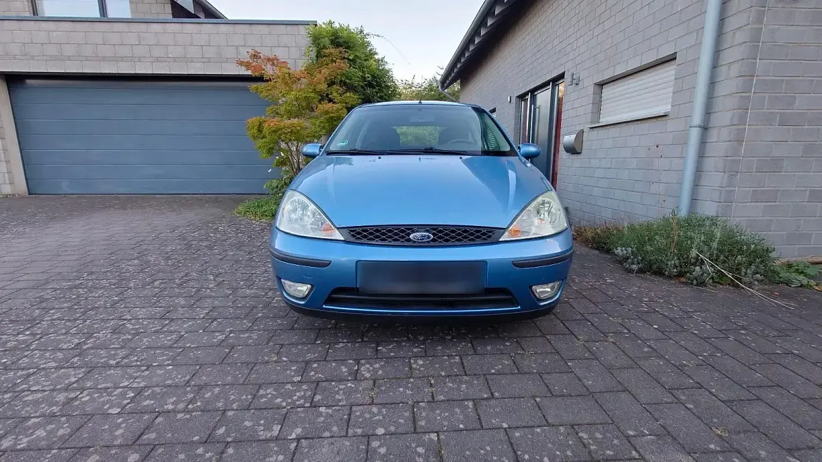 Gebraucht Ford Focus 75 PS (55 kW) 2003 Grün Kleinwagen