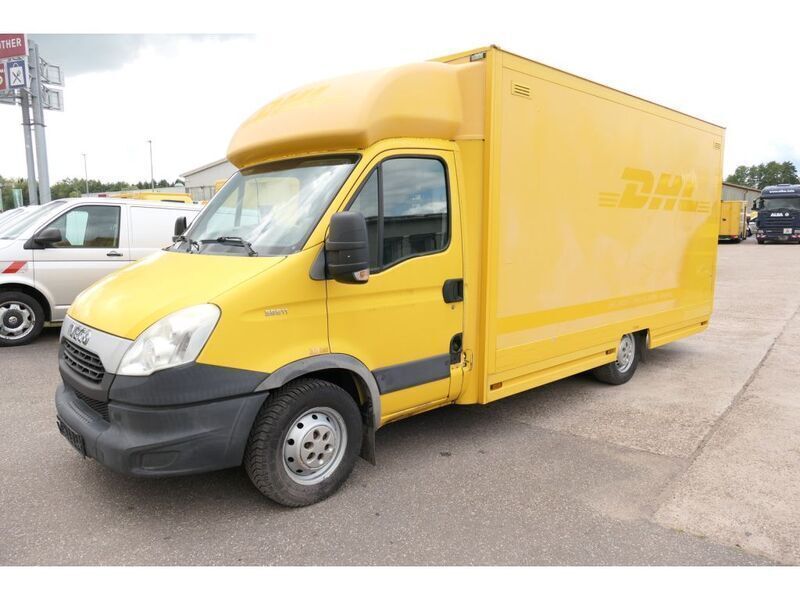 Gebraucht Iveco Daily 106 PS (77 kW) 2012 Gelb (metallic) Van