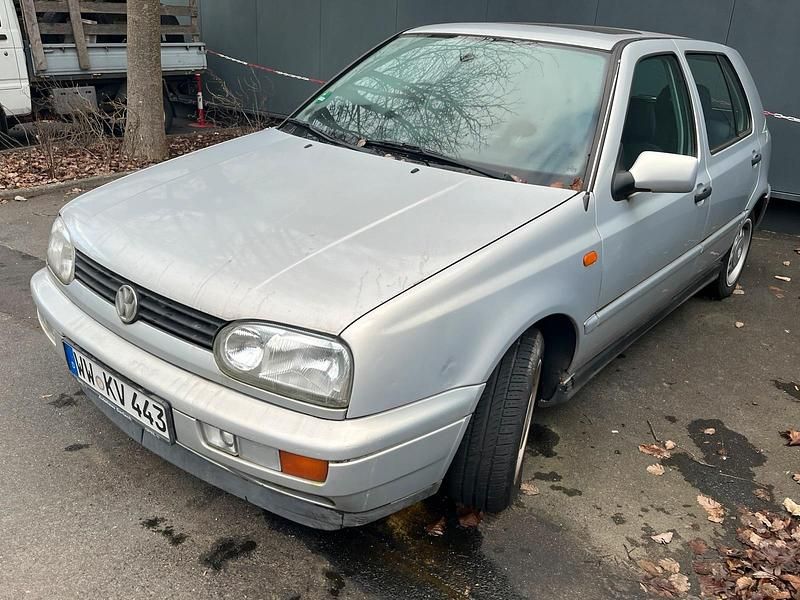 Gebraucht VW Golf III 101 PS (74 kW) 1997 Silber Limousine