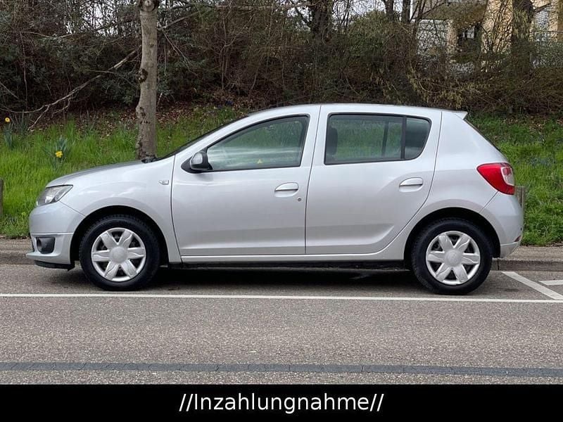 Gebraucht Dacia Sandero Celebration 90 PS (66 kW) 2016 Grau Limousine