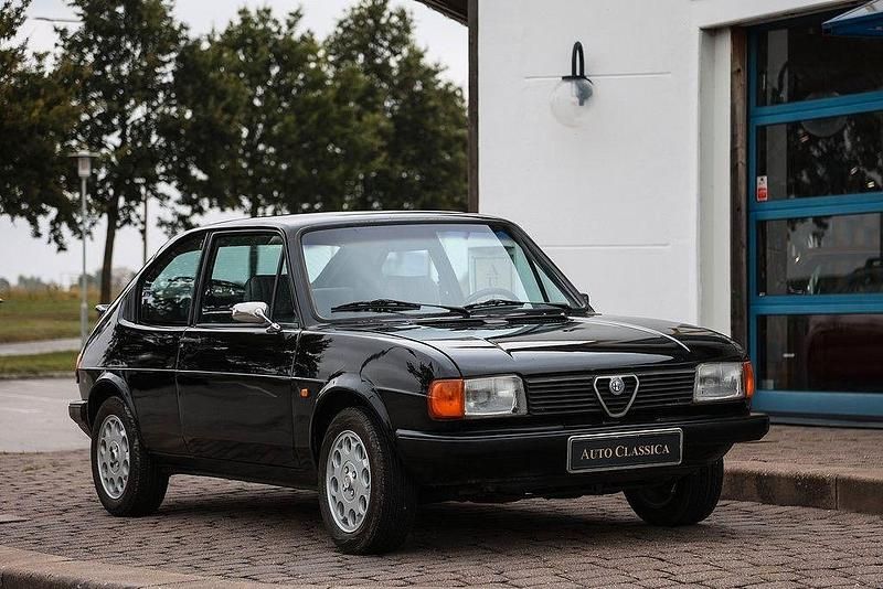 Gebraucht Alfa Romeo Alfasud Ti 83 PS (61 kW) 1982 Schwarz Cabrio