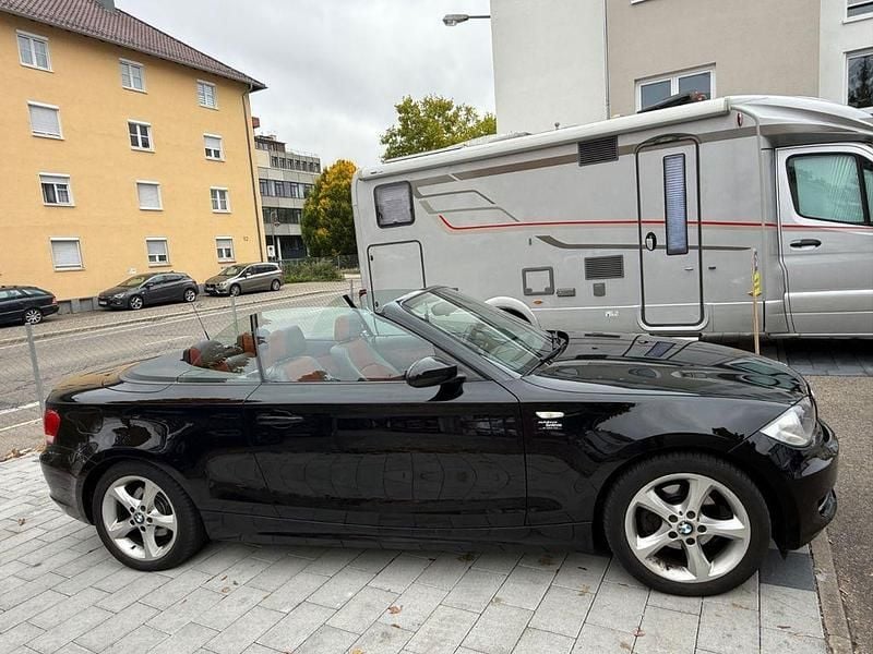 Gebraucht BMW 118 Cabriolet Sport Line 143 PS (105 kW) 2008 Schwarz Cabrio