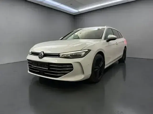 Używany VW Passat Business 150 KM (110 kW) 2024 Biały Kombi