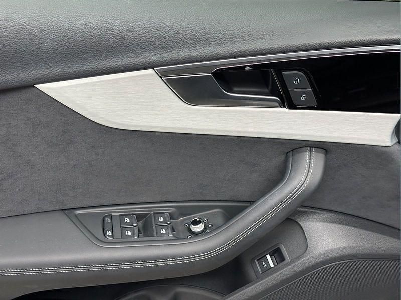 Gebraucht Audi A4 204 PS (150 kW) 2025 Schwarz Kombi