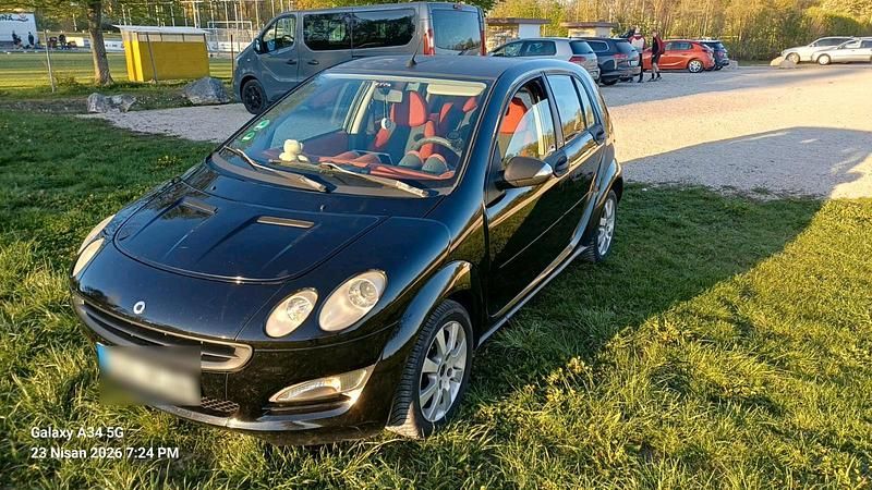 Second-hand Smart ForFour 75 CP (55 kW) 2004 Negru Hatchback