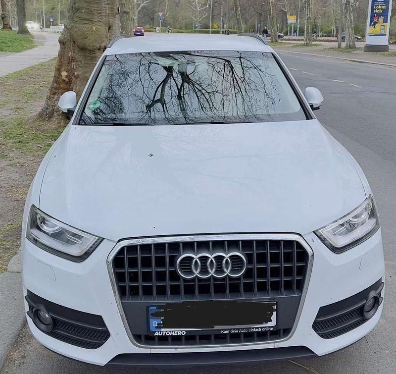 Weiß Gebraucht 2014 Audi Q3 SUV | 15.500 € (Fairer Preis) - Bild 1/4