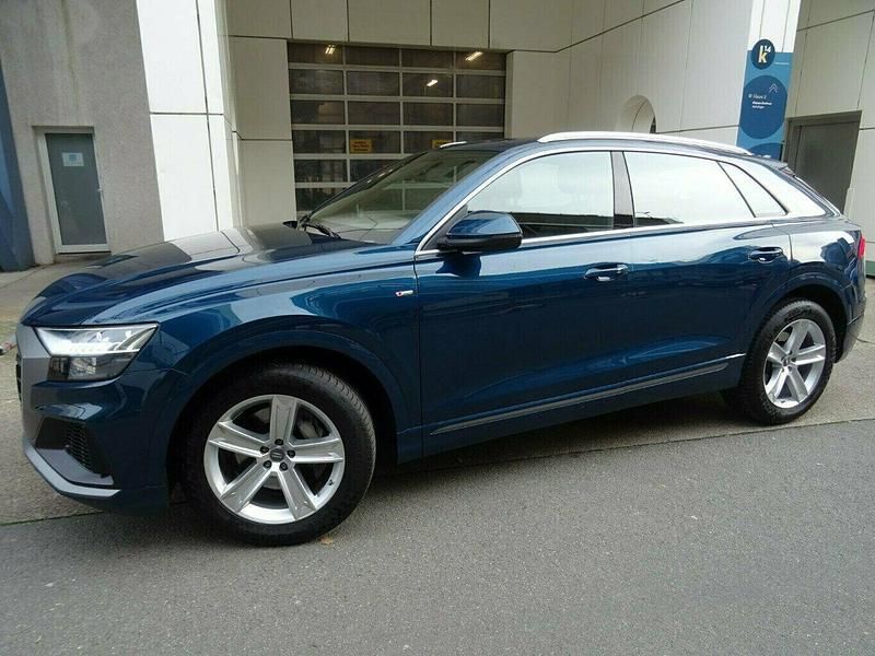 Gebraucht Audi Q8 Ambiente 286 PS (210 kW) 2018 Galaxisblau (metallic) SUV