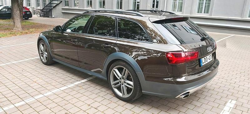 Gebraucht Audi A6 Allroad 320 PS (235 kW) 2015 Braun Kombi