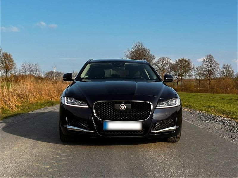 Gebraucht Jaguar XF 240 PS (176 kW) 2018 Blau Kombi