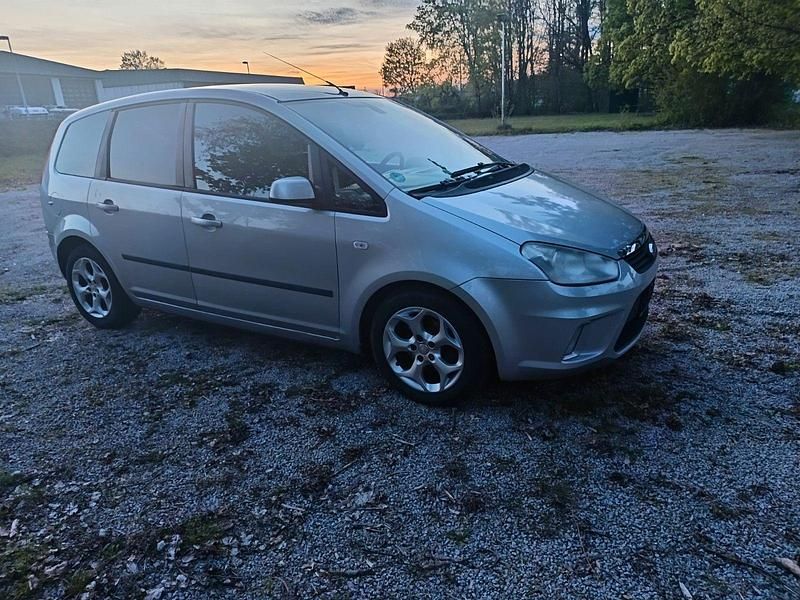 Gebraucht Ford Focus 109 PS (80 kW) 2007 Silber Kombi