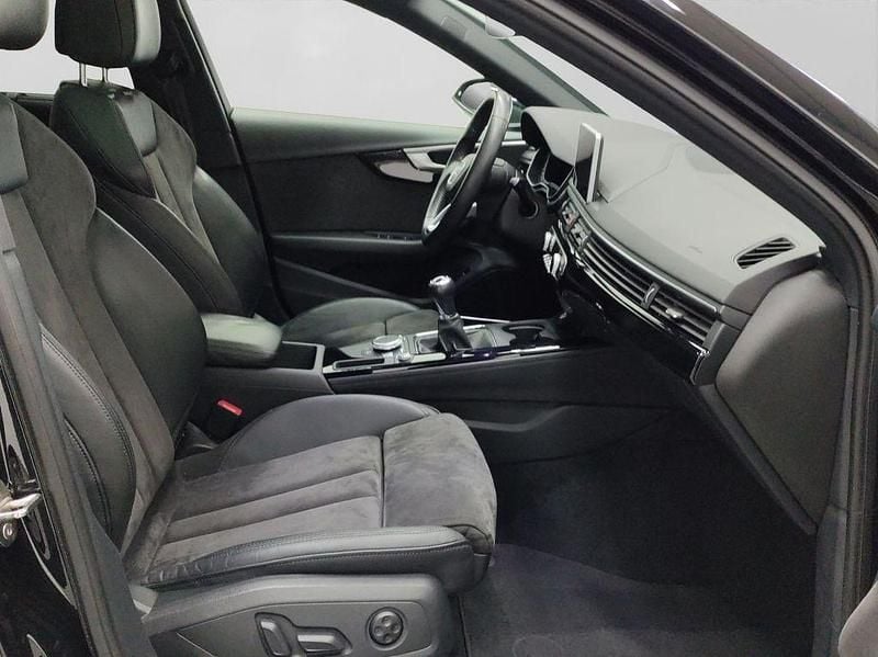 Gebraucht Audi A4 Design 150 PS (110 kW) 2018 Mythosschwarz metallic Kombi