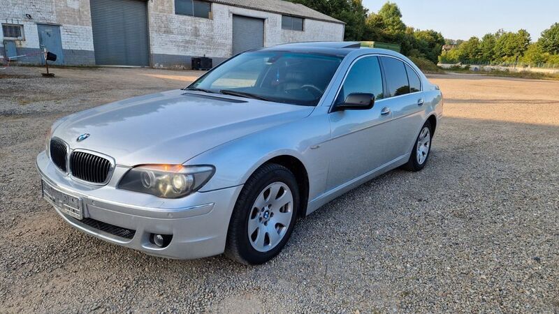 Silber Gebraucht 2006 BMW 730L Performance Limousine | 1.999 € (Fairer Preis) - Bild 1/4