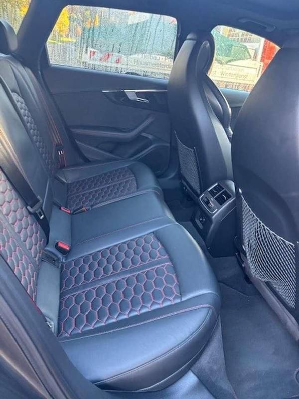 Gebraucht Audi RS4 450 PS (330 kW) 2024 Grau Kombi