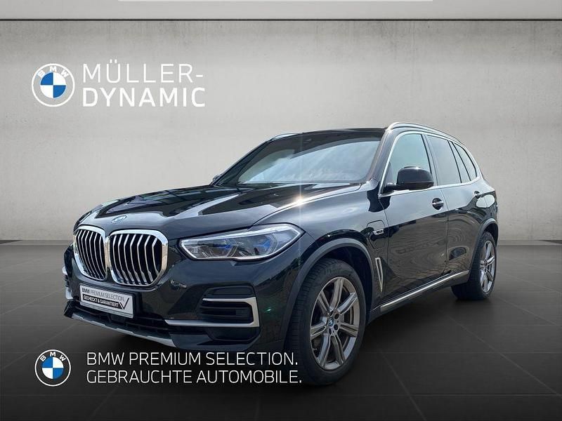Saphirschwarz (metallic) Gebraucht 2022 BMW X5 xLine SUV | 51.880 € (Superpreis) - Bild 1/4