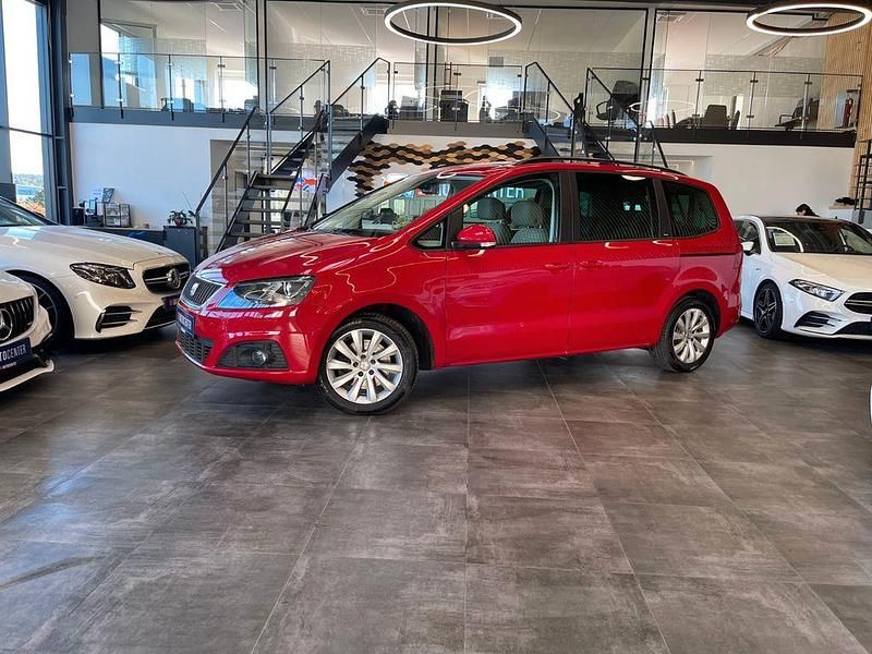 Rot Gebraucht 2015 Seat Alhambra Style Van / Kleinbus | 16.490 € (Superpreis) - Bild 1/4