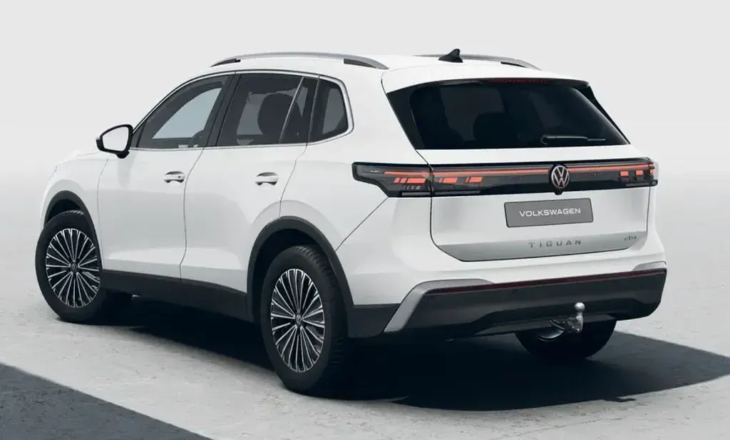 Nowe VW Tiguan Elegance 150 KM (110 kW) 2026 Biały SUV