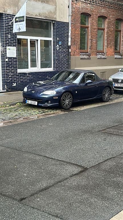 Gebraucht Mazda MX5 145 PS (106 kW) 2003 Blau Cabrio