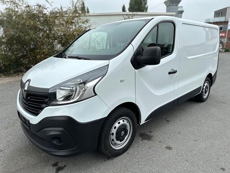 Weiß Gebraucht 2019 Renault Trafic Komfort Van | 10.900 € (Superpreis) - Bild 1/4