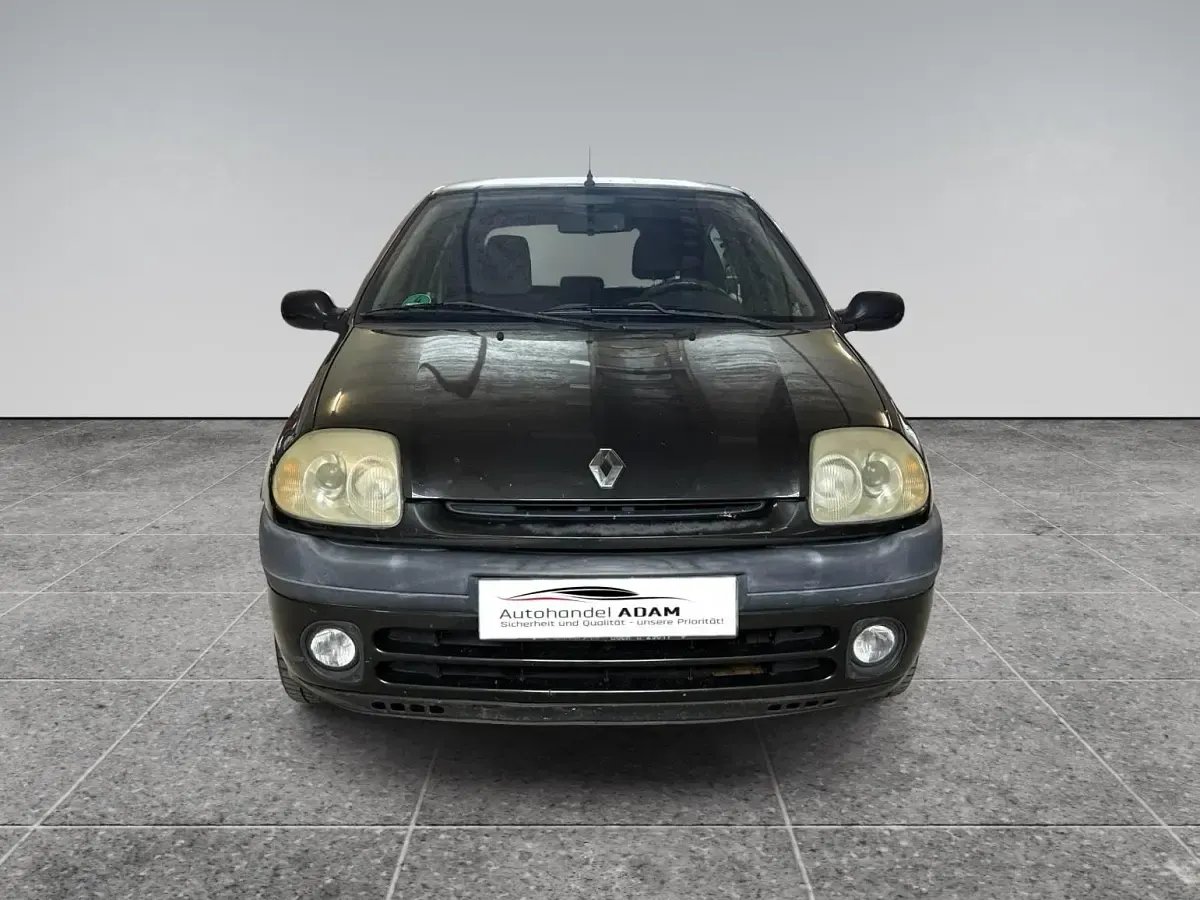 Occasion Renault Clio II LIMITED 58 ch (42 kW) 2001 Noir Citadine