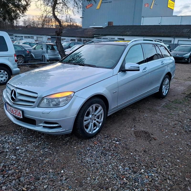 Gebraucht Mercedes C250 204 PS (150 kW) 2010 Silber Kombi
