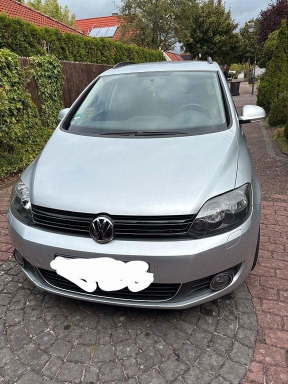 Silber Gebraucht 2009 VW Golf Plus Comfortline Van / Kleinbus | 5.999 € (Guter Preis) - Bild 1/4