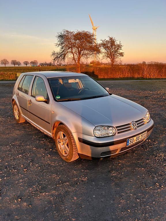 Gebraucht VW Golf IV 75 PS (55 kW) 2003 Silber Limousine