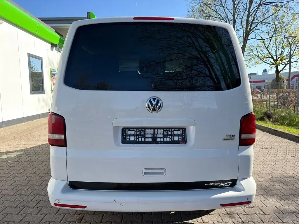 Używany VW T5 Edition 179 KM (131 kW) 2013 Biały Van