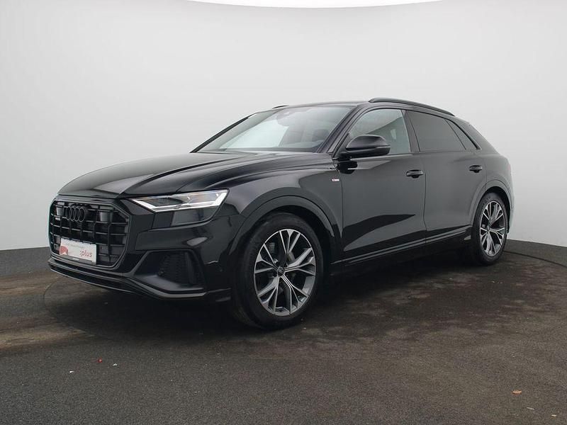 Gebraucht Audi Q8 Ambiente 286 PS (210 kW) 2022 Mythosschwarz metallic SUV