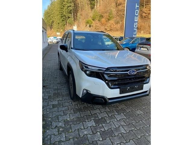 Neu Subaru Forester Platinum 136 PS (100 kW) 2025 Weiss SUV