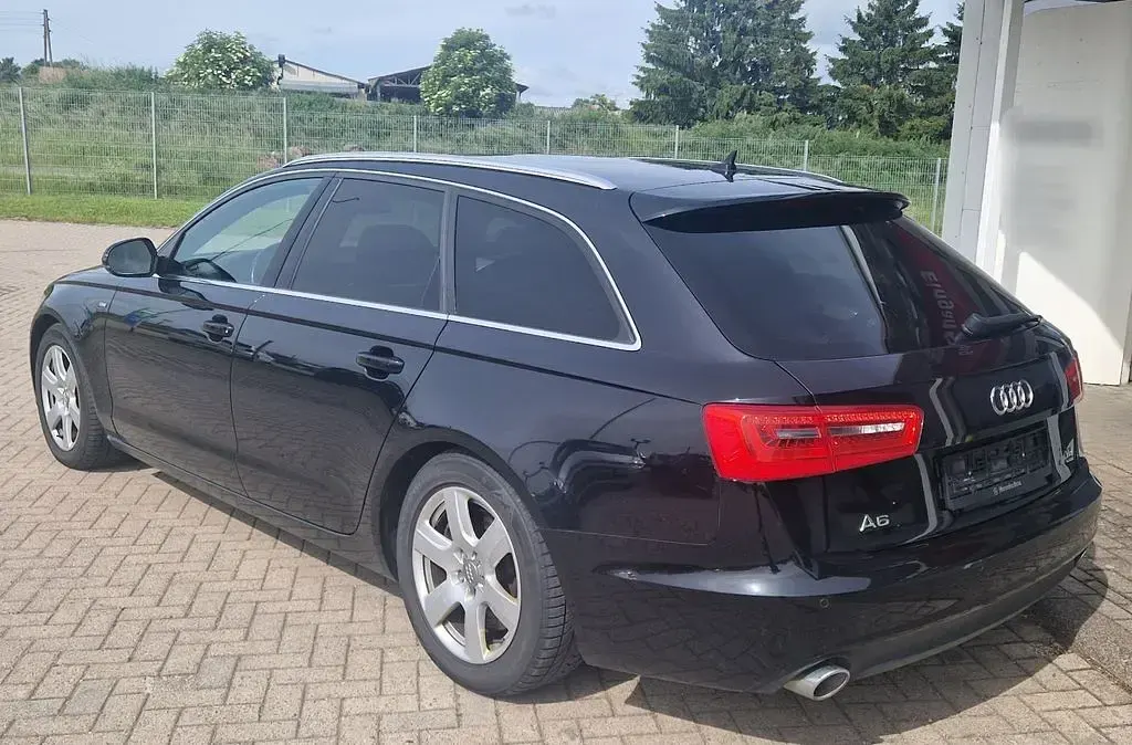 Gebraucht Audi A6 S-Line 245 PS (180 kW) 2012 Schwarz Kombi