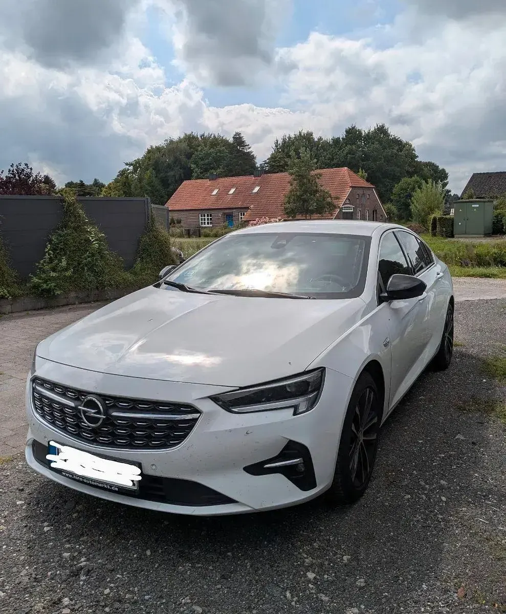 Gebraucht Opel Insignia Ultimate 174 PS (127 kW) 2021 Schwarz Limousine