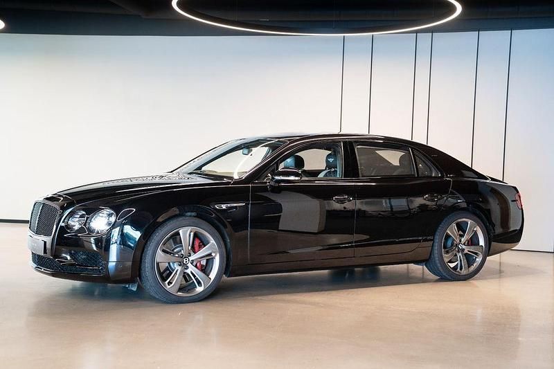 Schwarz Gebraucht 2017 Bentley Flying Spur Limousine | 75.814 € - Bild 1/4