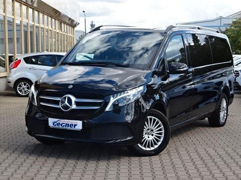 Gebraucht Mercedes V300 237 PS (174 kW) 2024 Schwarz Van / Kleinbus