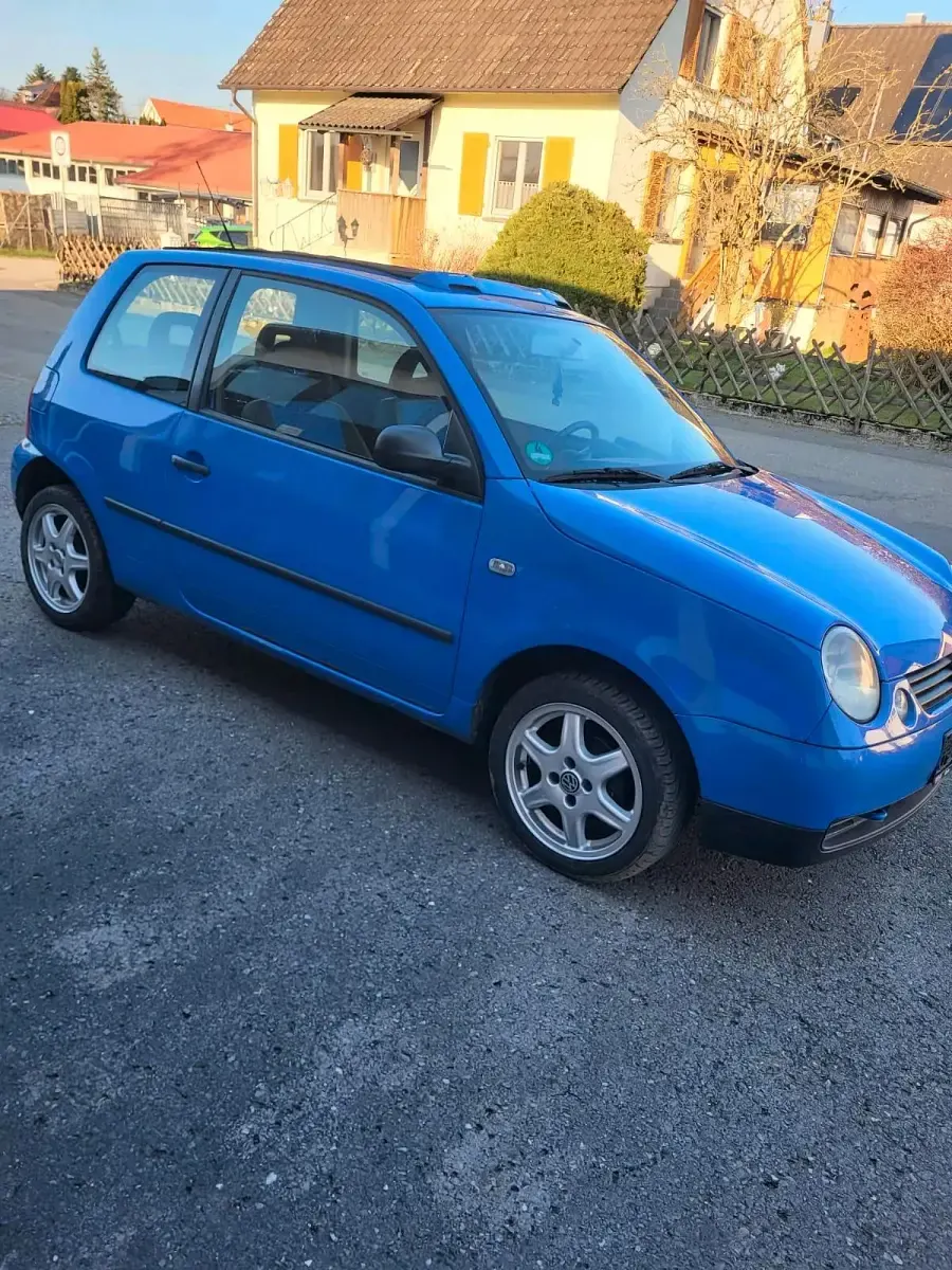 Brugt VW Lupo 50 HK (36 kW) 2001 Blå Hatchback