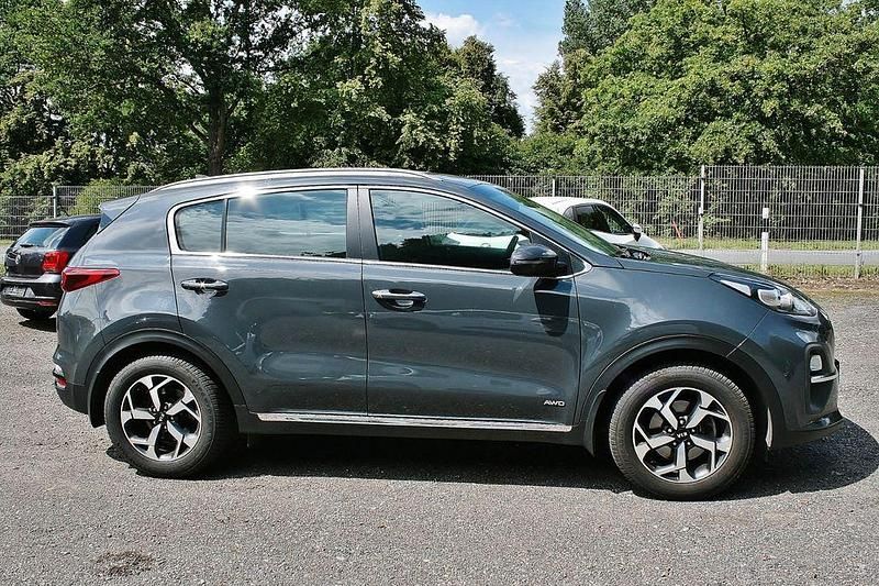 Gebraucht Kia Sportage 136 PS (100 kW) 2020 Grau SUV