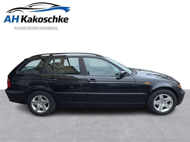 Gebraucht BMW 316 116 PS (85 kW) 2003 Black sapphire metallic Kombi