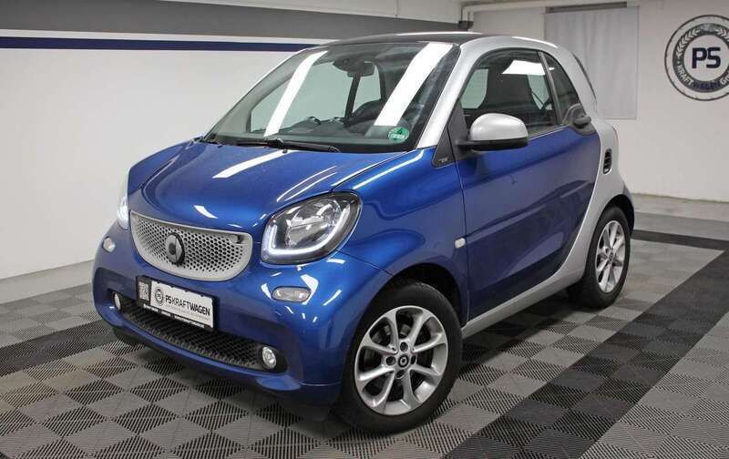 Blau Gebraucht 2015 Smart ForTwo Coupé Kleinwagen | 12.470 € (Fairer Preis) - Bild 1/3