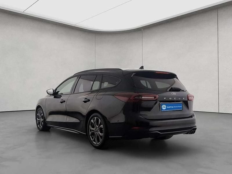 Gebraucht Ford Focus ST-Line 155 PS (114 kW) 2024 Agate black metallic Kombi
