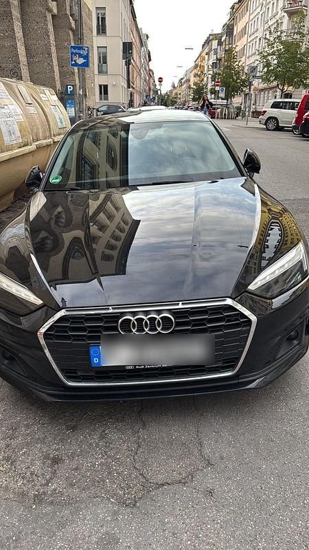 Schwarz Gebraucht 2021 Audi A5 Sportback Comfort Kleinwagen | 25.500 € (Guter Preis) - Bild 1/4