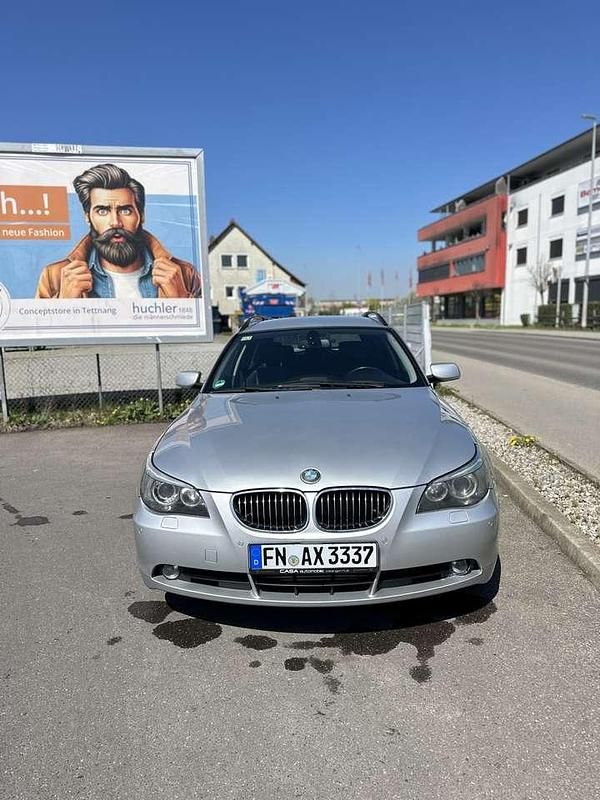 Second-hand BMW 525 177 CP (130 kW) 2006 Argintiu Break