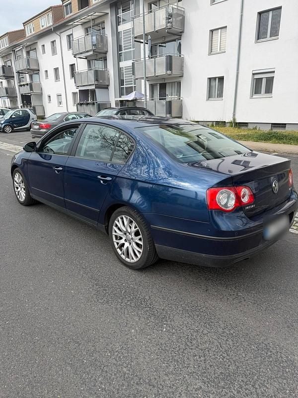 Second-hand VW Passat 2007 Albastru Berlinǎ