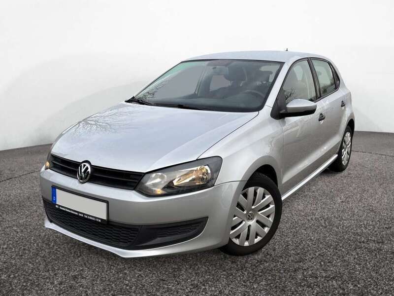 Reflexsilber metallic Gebraucht 2013 VW Polo Trendline Kleinwagen | 5.490 € (Guter Preis) - Bild 1/4