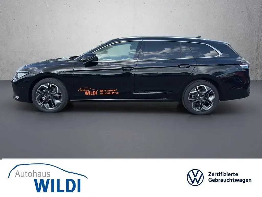 Gebraucht VW Passat 150 PS (110 kW) 2026 Schwarz Kombi