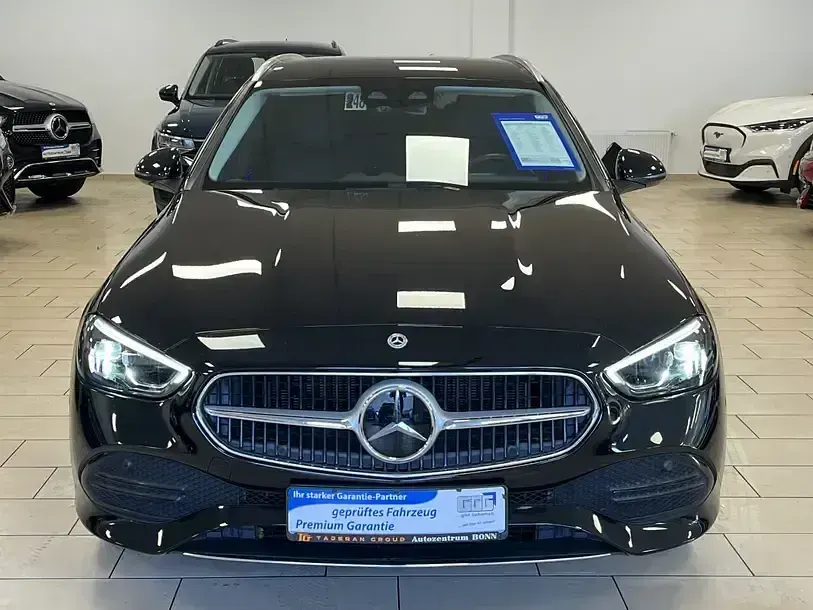 Gebraucht Mercedes C300e Avantgarde 313 PS (230 kW) 2022 Schwarz Kombi
