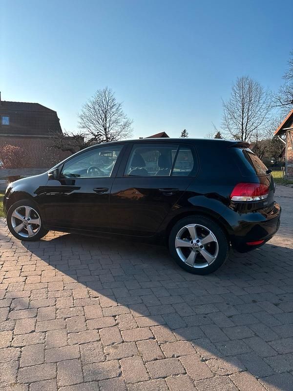 Gebraucht VW Golf VI 80 PS (58 kW) 2009 Schwarz Kleinwagen
