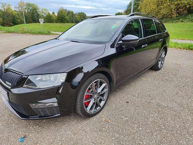 Schwarz Gebraucht 2014 Skoda Octavia RS Kombi | 11.200 € (Fairer Preis) - Bild 1/4