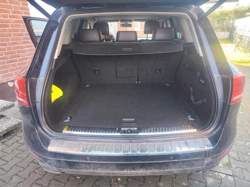 Gebraucht VW Touareg 286 PS (210 kW) 2011 Blau SUV