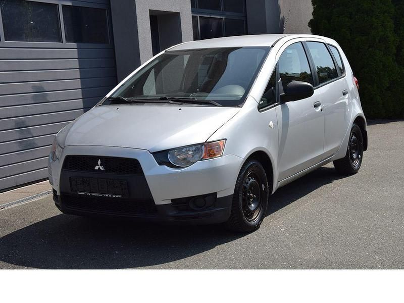 Silber Gebraucht 2009 Mitsubishi Colt Limousine | 2.250 € (Superpreis) - Bild 1/4