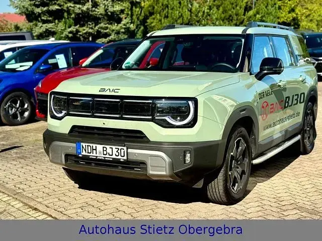 Gebraucht Baic BJ30 280 PS (205 kW) 2025 Schwarz (light green) SUV