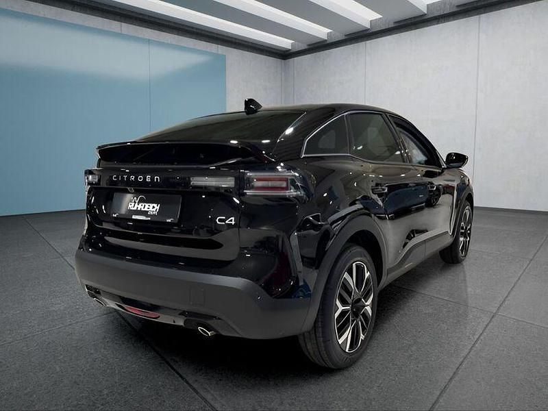 Gebraucht Citroën C4 PureTech 131 PS (96 kW) 2025 Schwarz Limousine